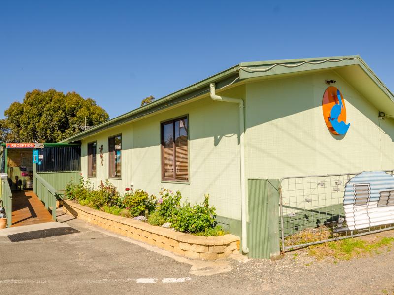 Lake Albert Caravan Park office / reception